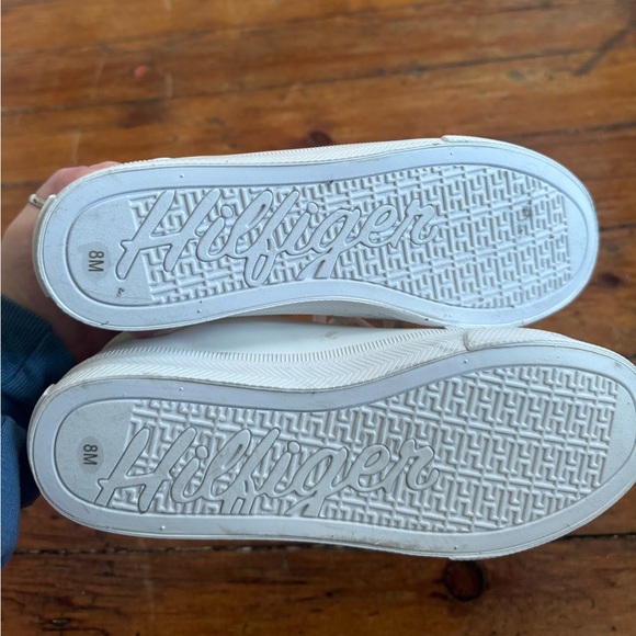 Tommy Hilfiger Sneakers - Picture 2 of 3